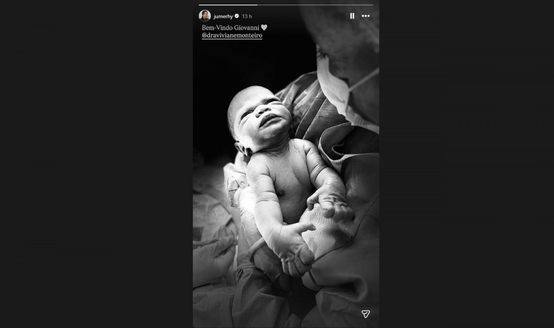 Gil Baloi se pronuncia sobre aus&ecirc;ncia no nascimento do filho