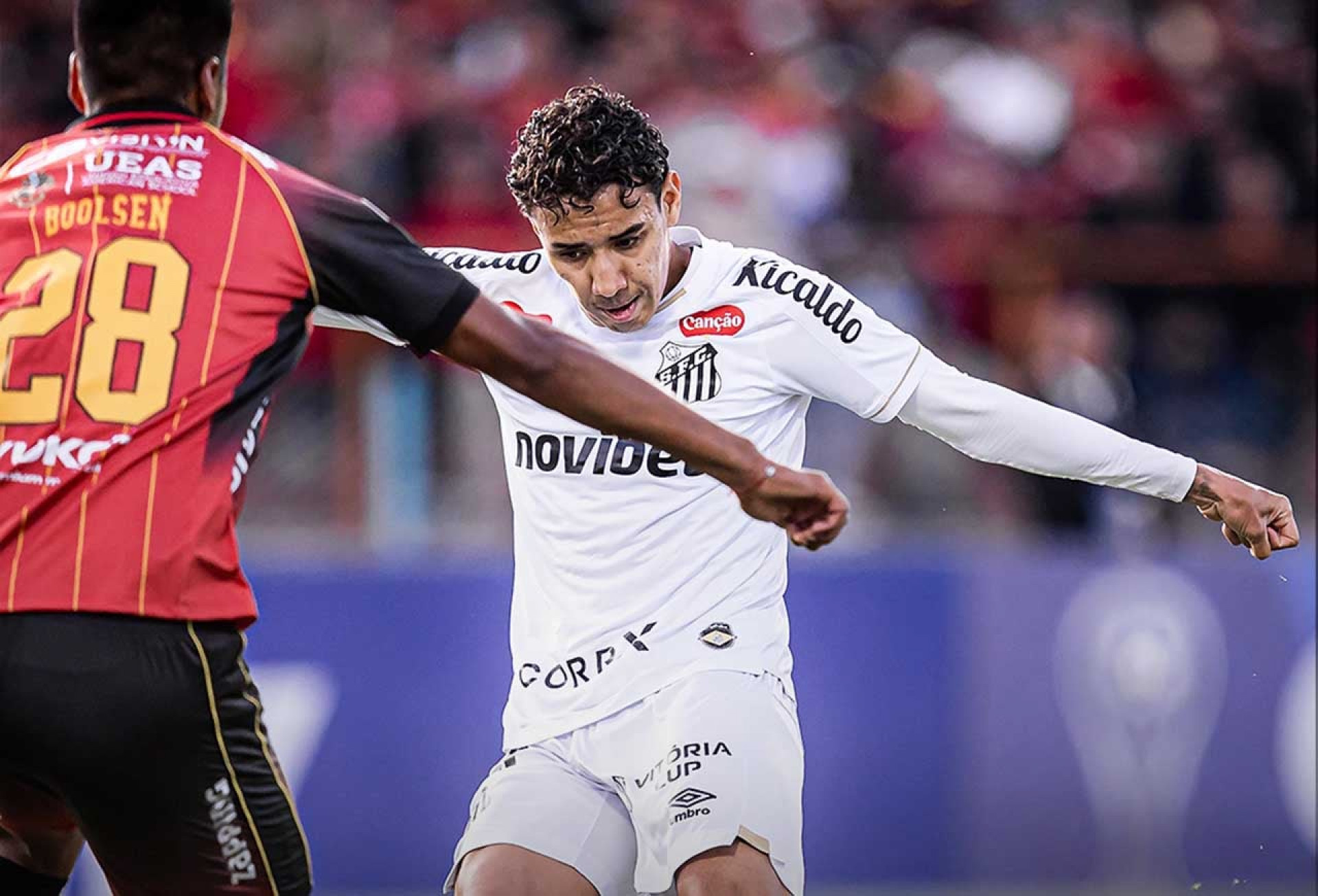 Com gol ol&iacute;mpico, Santos perde para Deportivo Cuenca na altitude