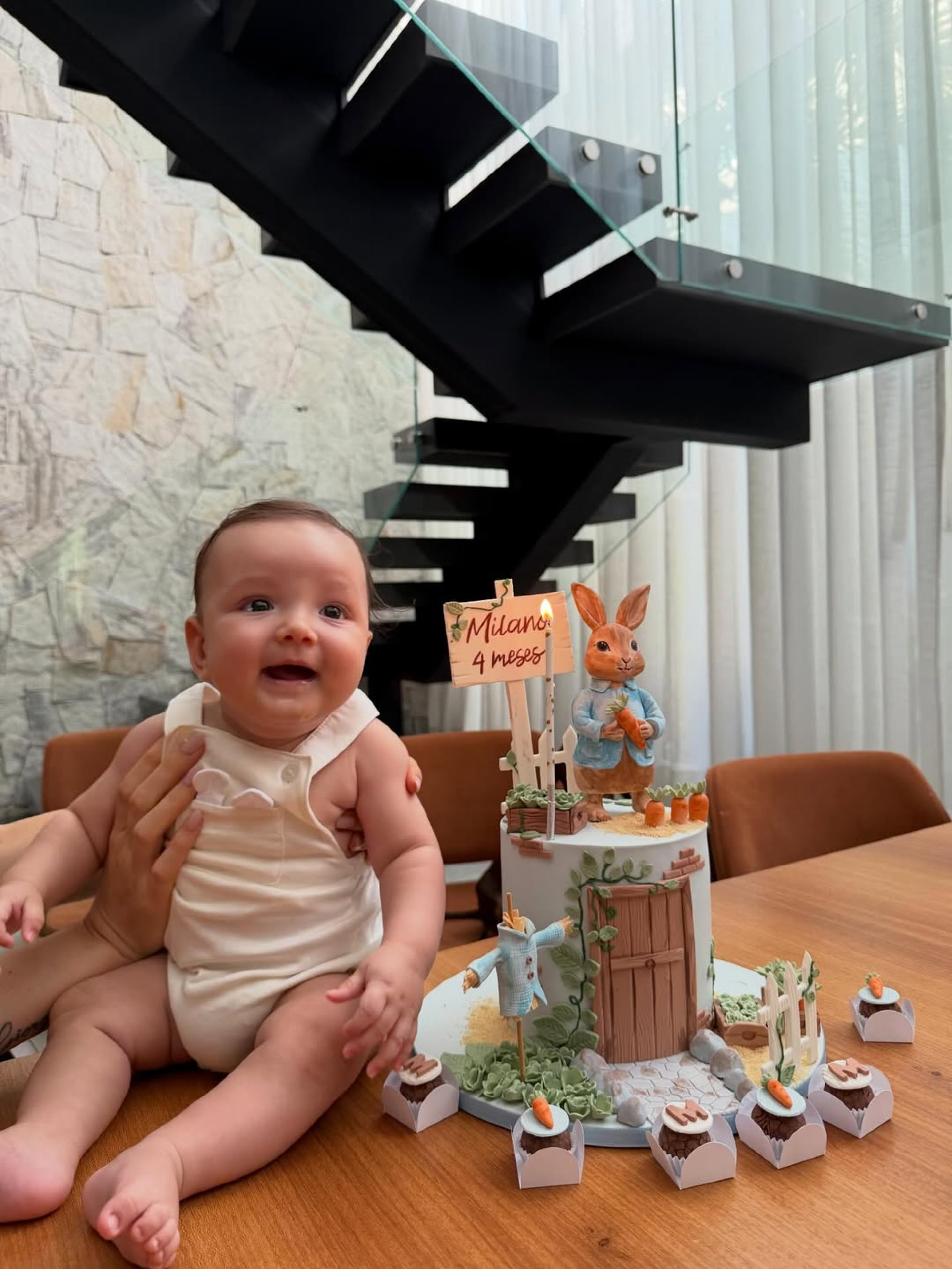 Arrascaeta e Camila Bastiani celebram 4 meses de Milano - Reprodução / Instagram