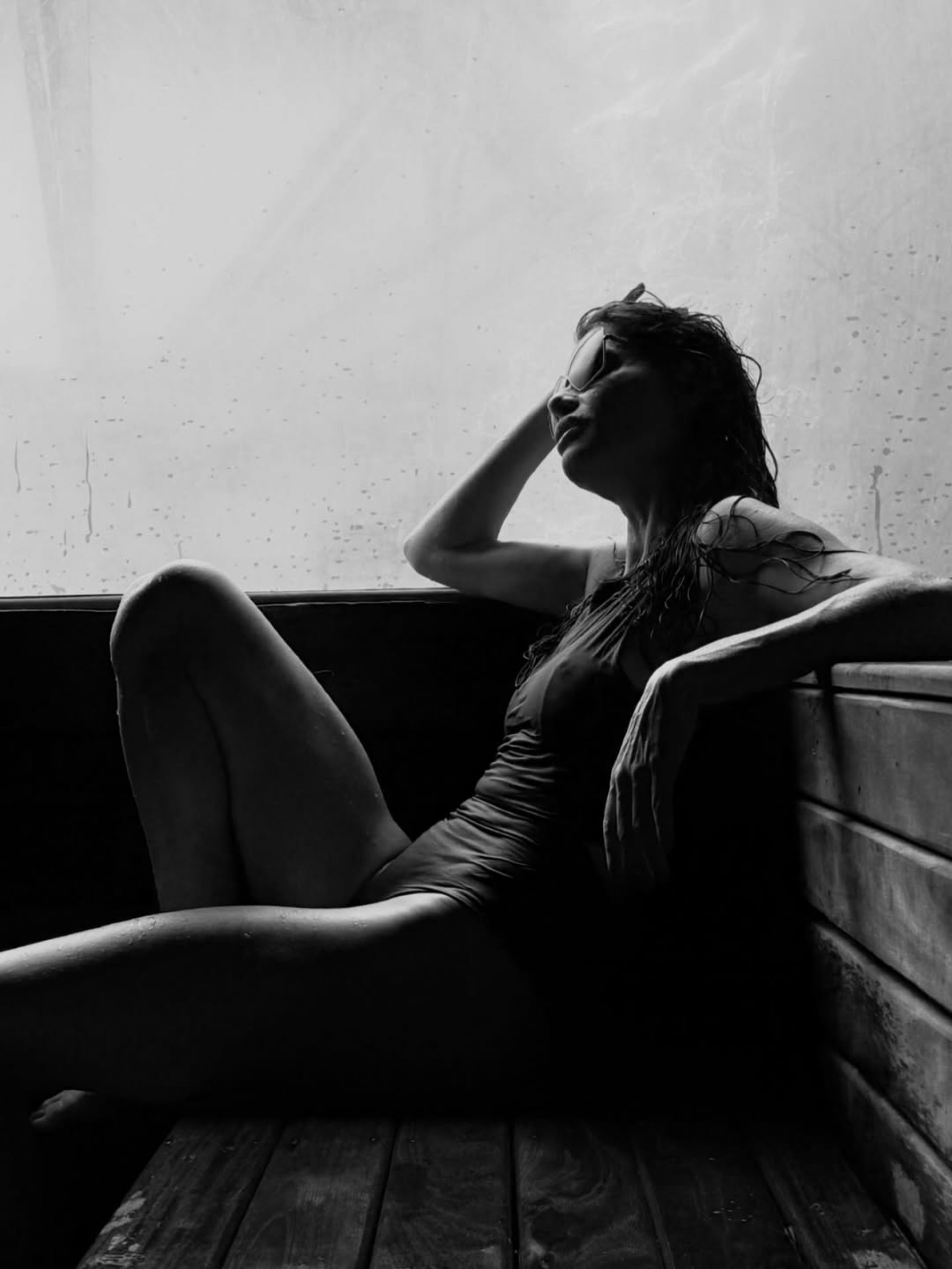 Alinne Moraes curtiu momento relaxante na sauna - Reprodução/Instagram