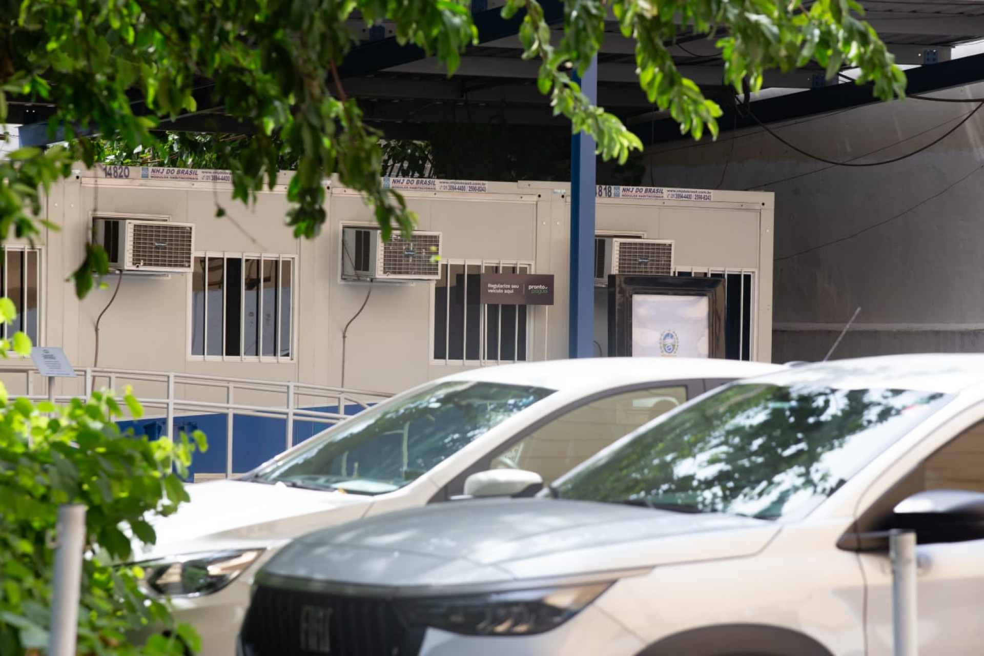 Movimenta&ccedil;&atilde;o no posto de atendimento do Detran RJ do Largo do Machado, nesta quarta-feira (8) - &Eacute;rica Martin / Ag&ecirc;ncia O Dia