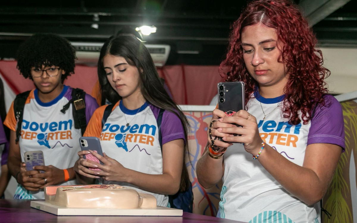 Funda&ccedil;&atilde;o Cecierj realiza workshop para projeto Jovem Rep&oacute;rter em Caxias - Divulga&ccedil;&atilde;o