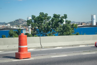 Prefeitura promete iniciar a obra em trecho da Linha Vermelha onde motociclista morreu nos próximos dias 