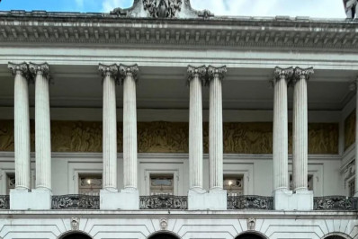 Assembleia decide por nova paralisação de professores da rede pública em maio