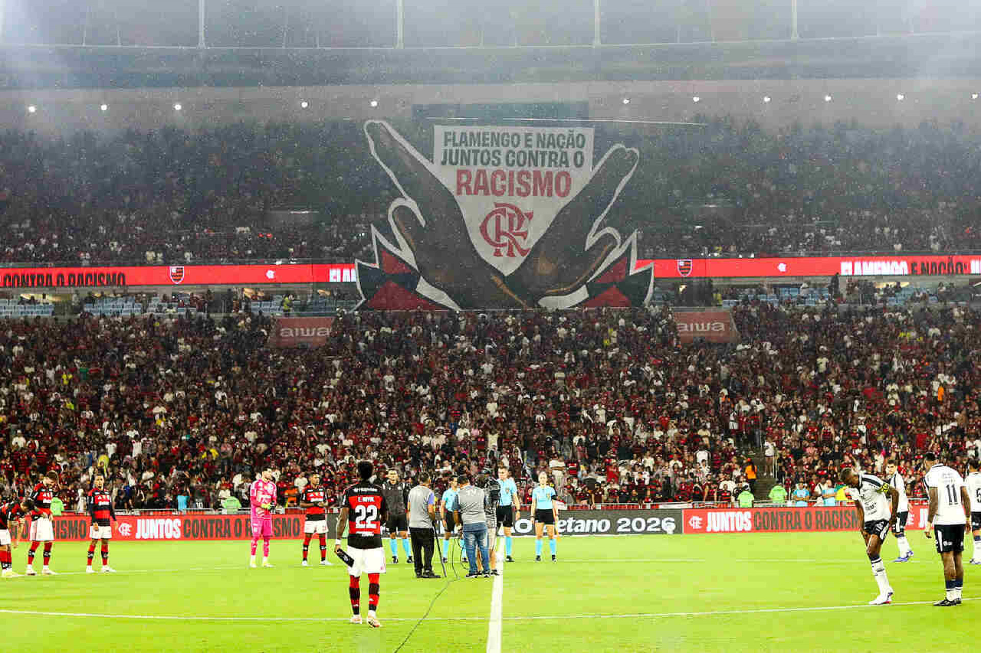 Flamengo volta do Peru para iniciar sequ&ecirc;ncia no Maracan&atilde;