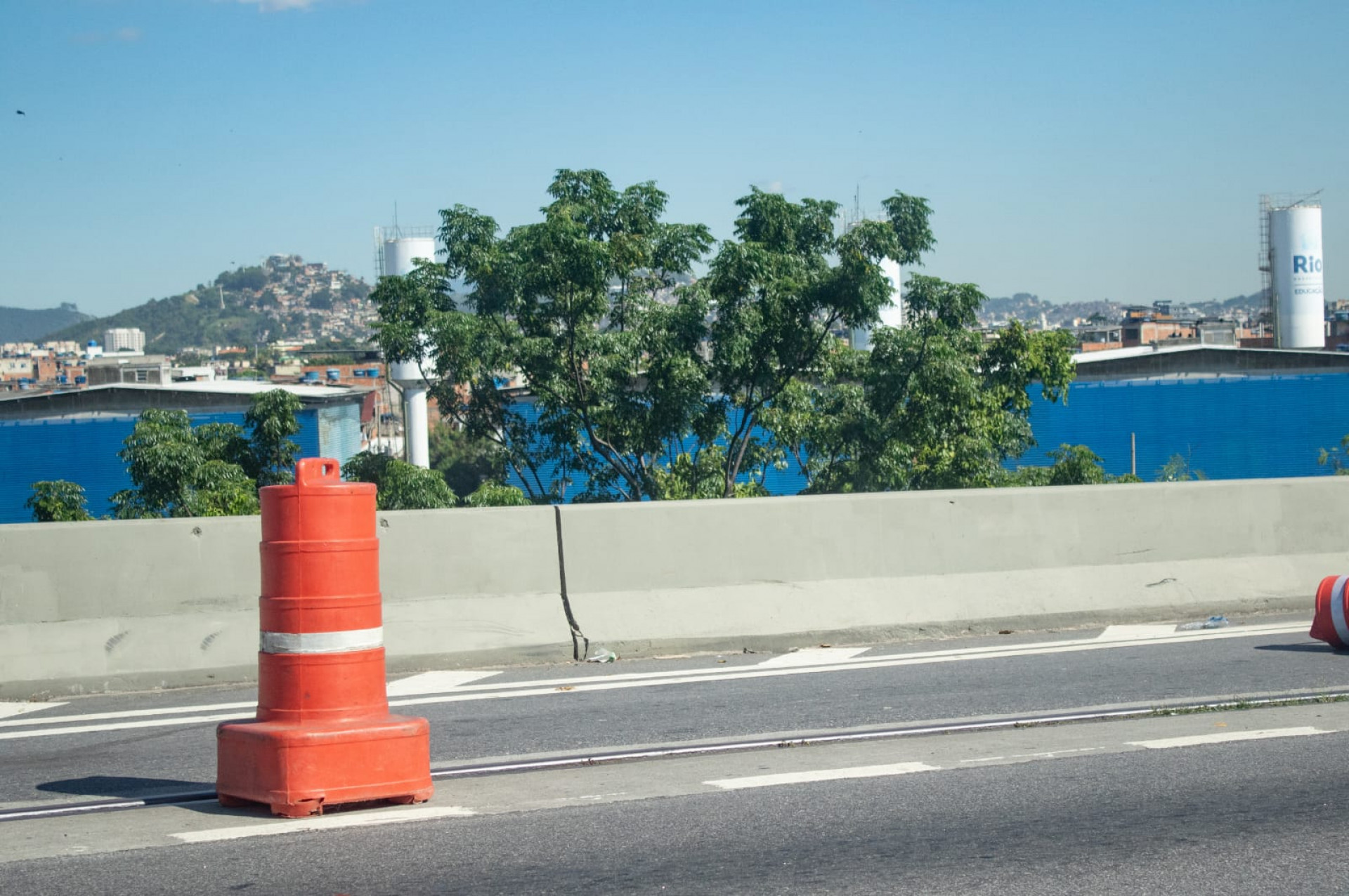 Juntas de dilatação do trecho da Linha Vermelha onde motociclista morreu terão reforma - Érica Martin / Agência O Dia