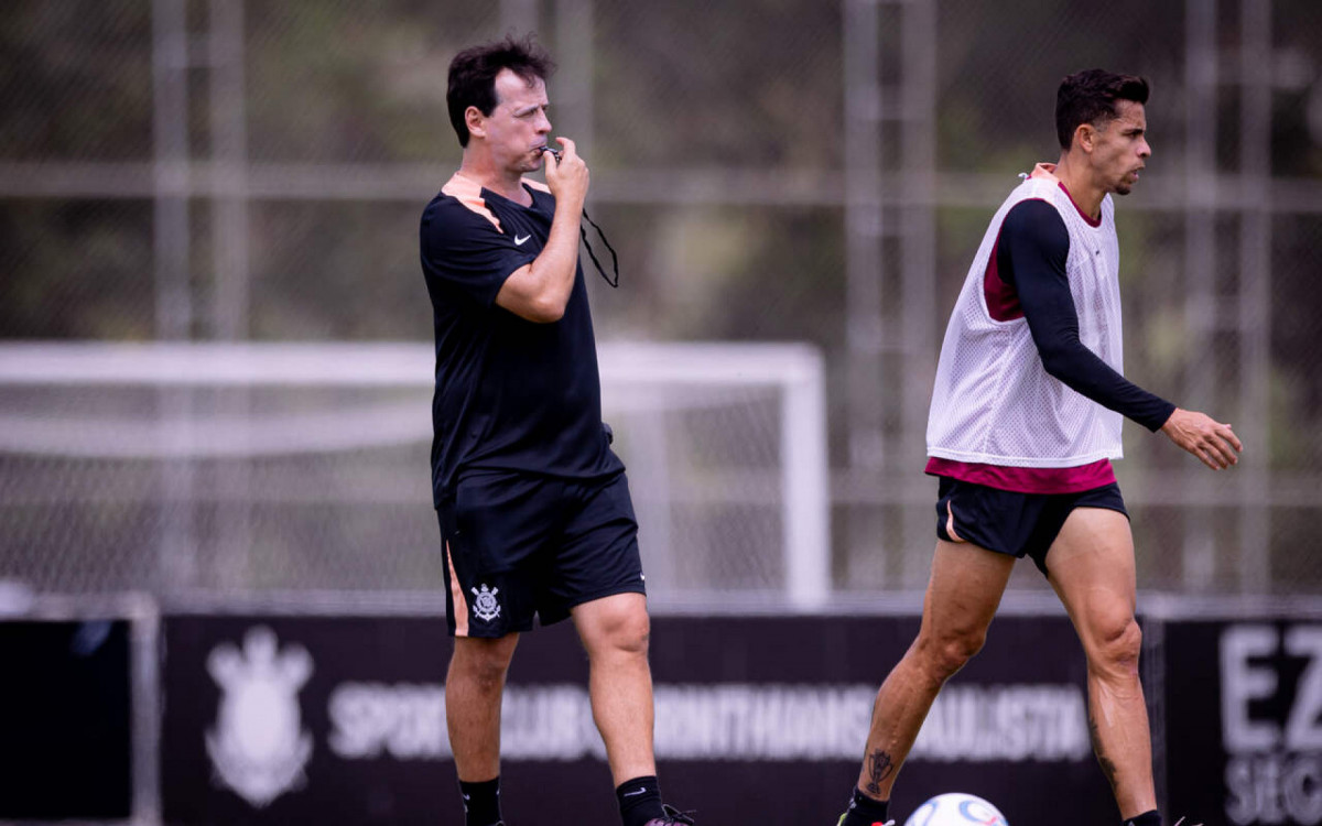 Diniz encara primeiro D&eacute;rbi como uma das maiores v&iacute;timas de Abel Ferreira