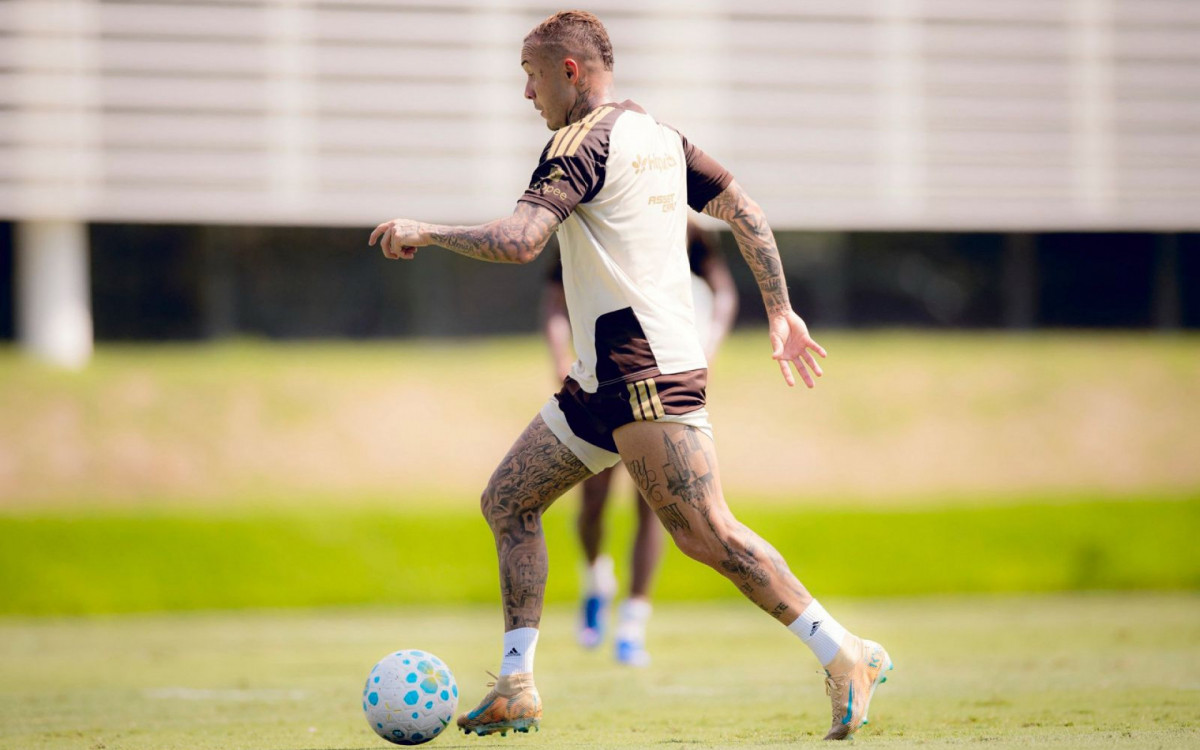 Cebolinha em treino do Flamengo