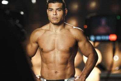 Borrachinha responde adversário russo antes do UFC 327: 'Gordo patético'