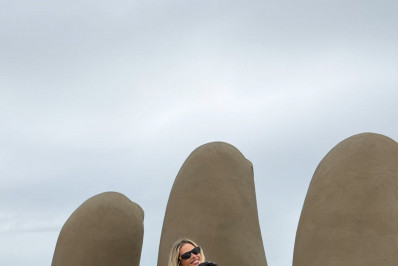 Yasmin Brunet aparece em cliques raros com novo affair