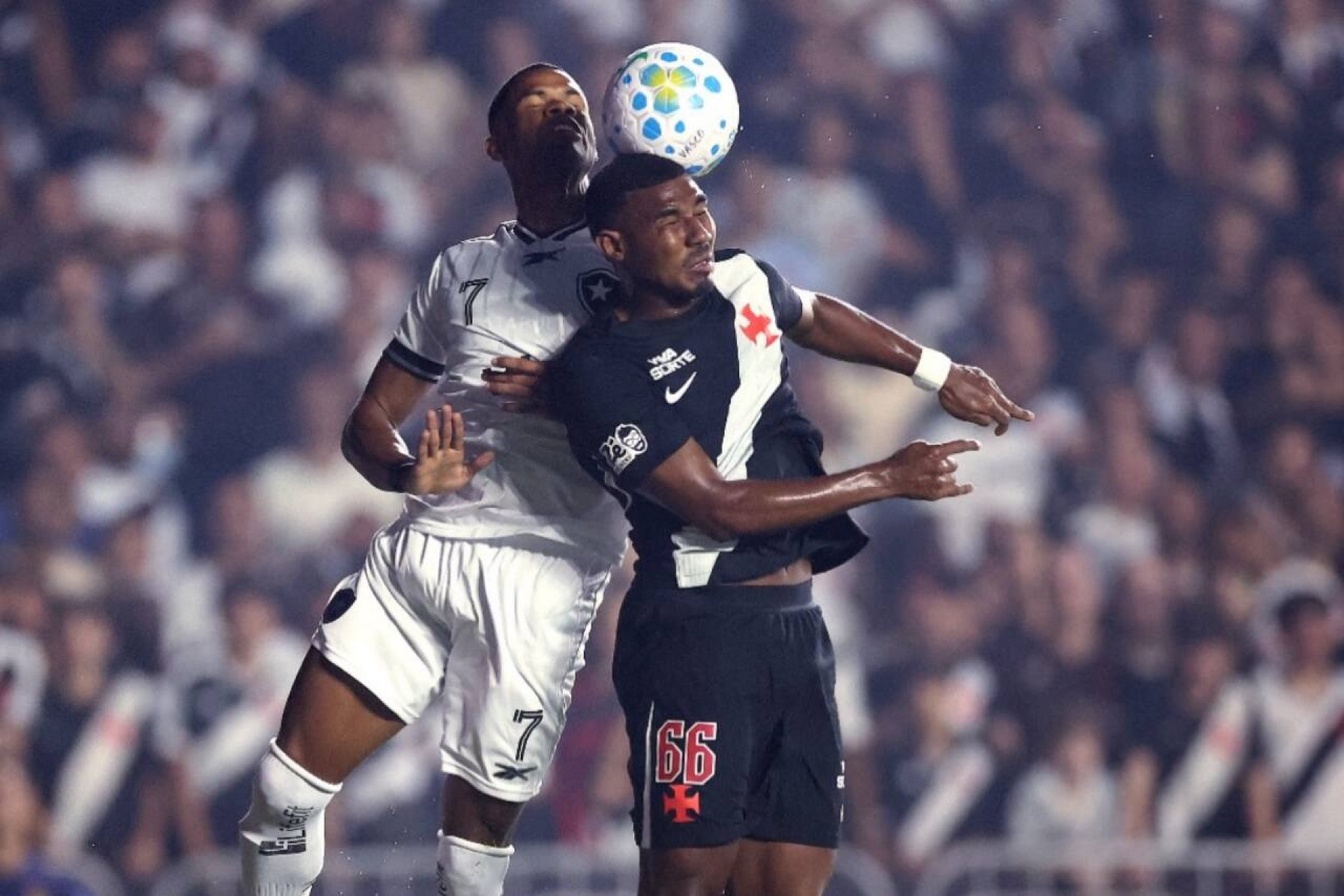 Credores do Vasco contestam plano de pagamento na CBF e falam em “incentivo &agrave; inadimpl&ecirc;ncia”