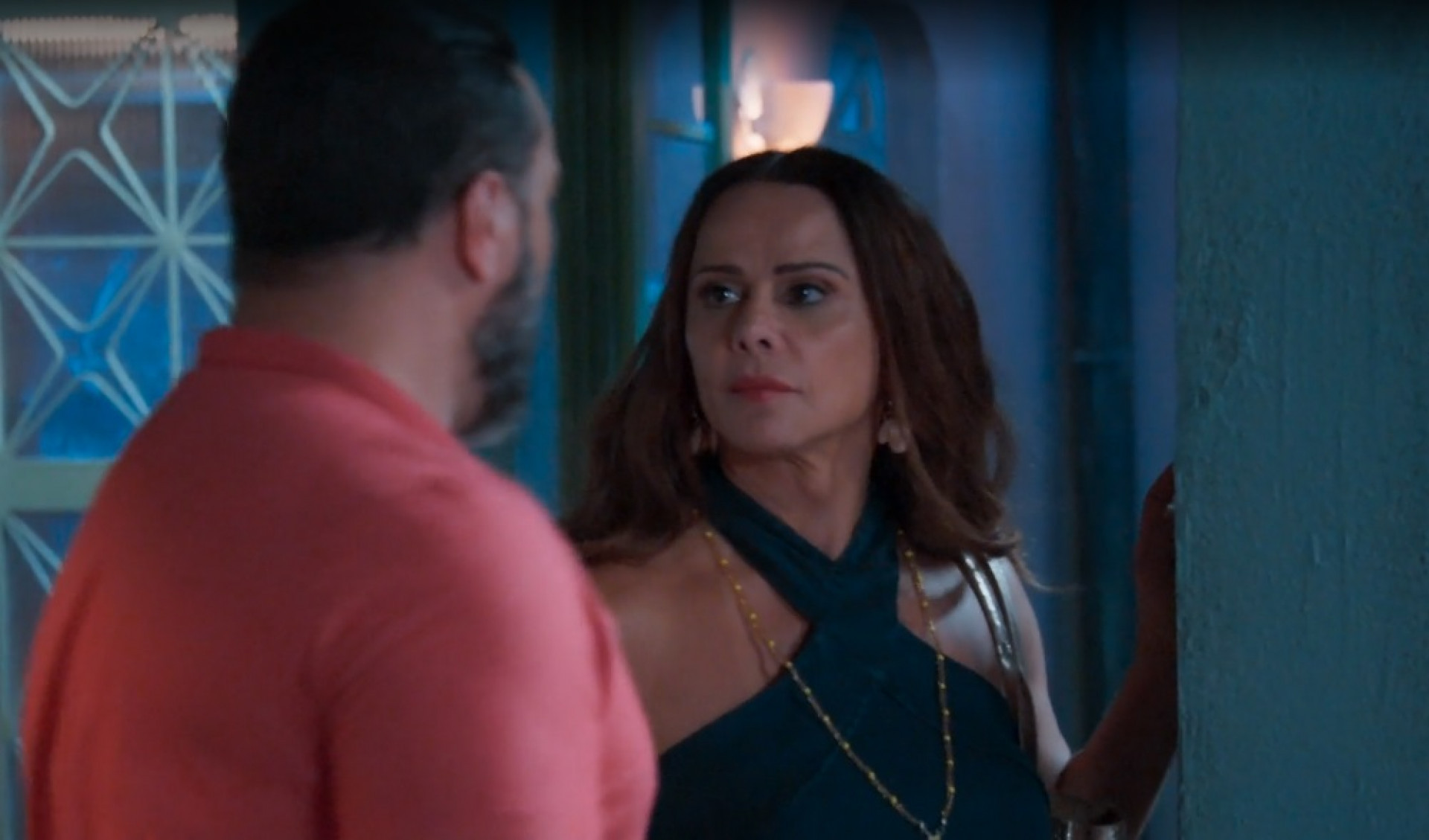 Belo e Viviane Araujo em cena de 'Três Graças' - Reprodução de vídeo / TV Globo