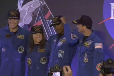 Astronautas da Artemis II comentam missão à Lua em 1ª entrevista após retorno; Vídeo