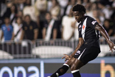 Thiago Mendes destaca chances perdidas do Vasco contra o Remo: 'A bola pune'