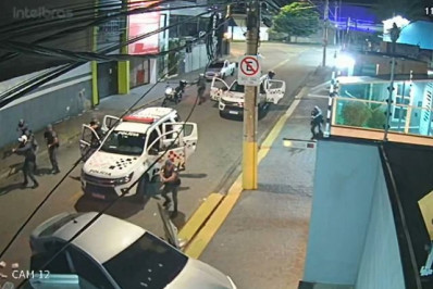 PM e três suspeitos morrem em tiroteio após roubo a farmácia no interior de SP