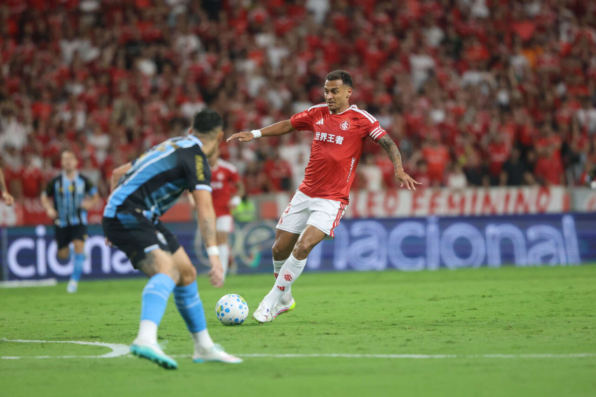 Internacional e Gr&ecirc;mio decepcionam com empate sem gol