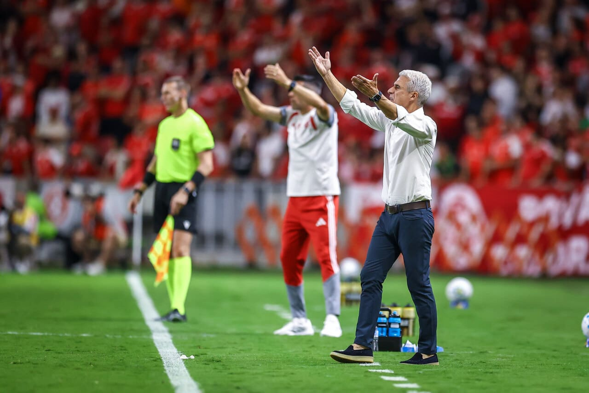 Lu&iacute;s Castro: “O Gr&ecirc;mio ainda n&atilde;o est&aacute; preparado para vit&oacute;rias em sequ&ecirc;ncia”