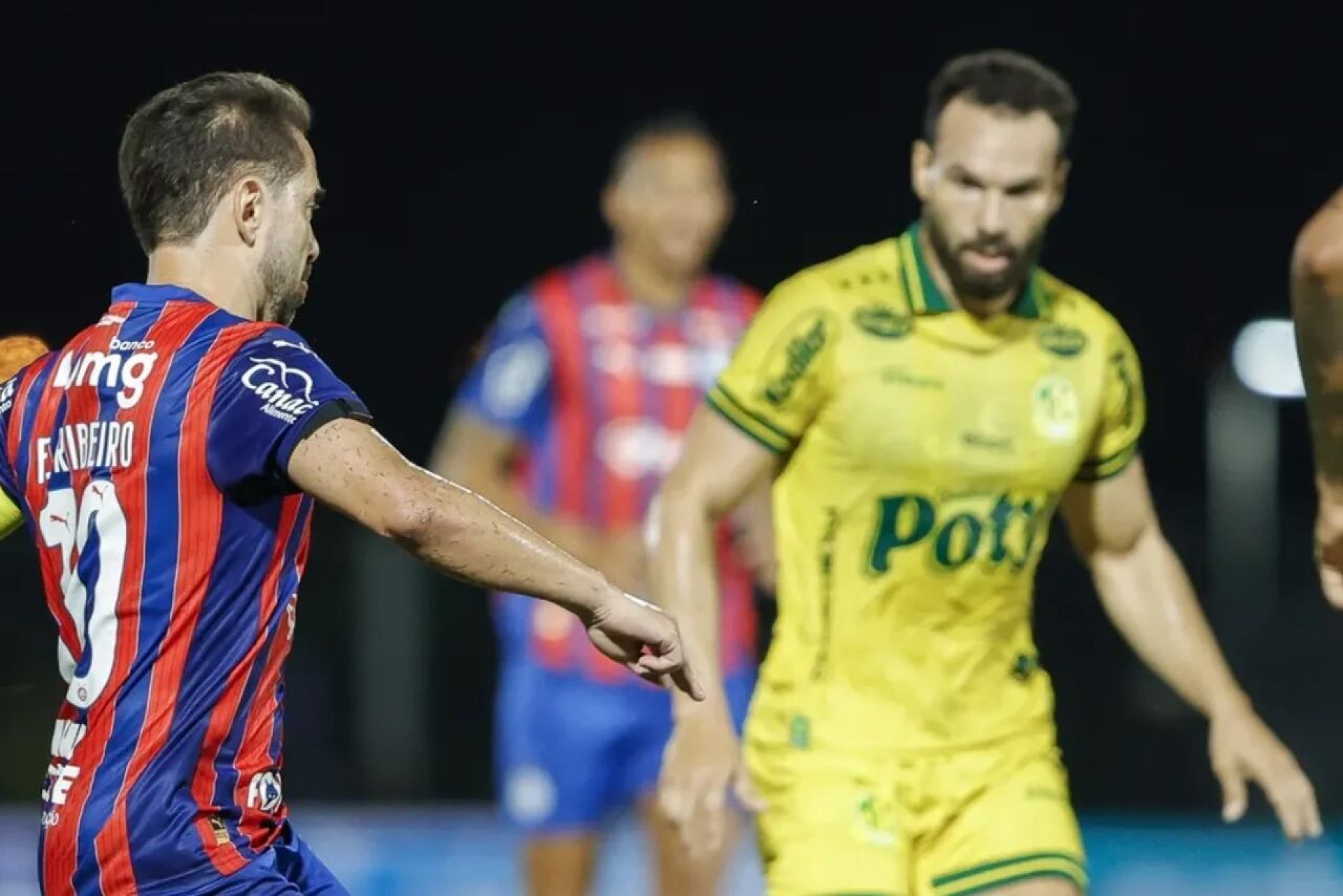 Bahia vence o Mirassol em jogo com pol&ecirc;mica da arbitragem