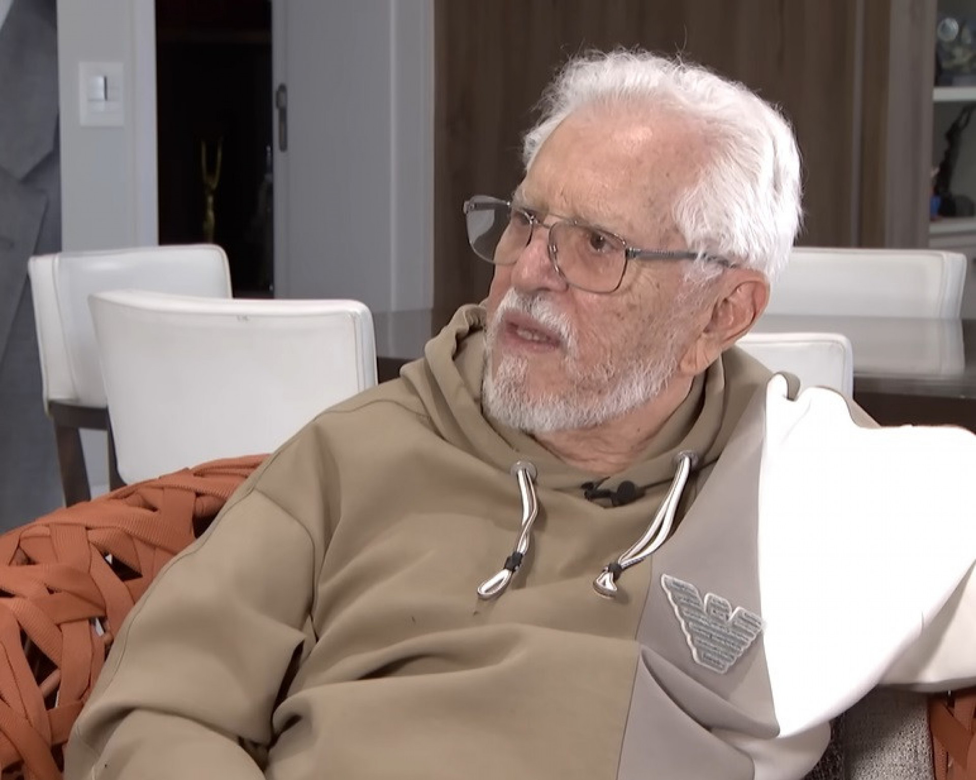 Carlos Alberto de Nóbrega - Reprodução de vídeo