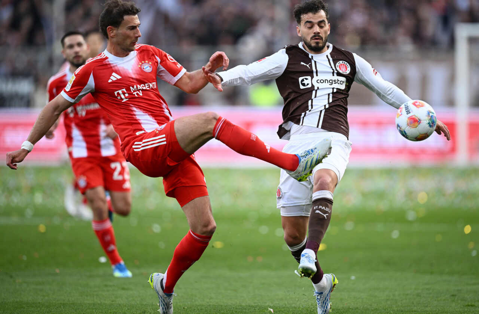 Fora de casa, Bayern arrasa St. Pauli e alcan&ccedil;a recorde hist&oacute;rico no Alem&atilde;o