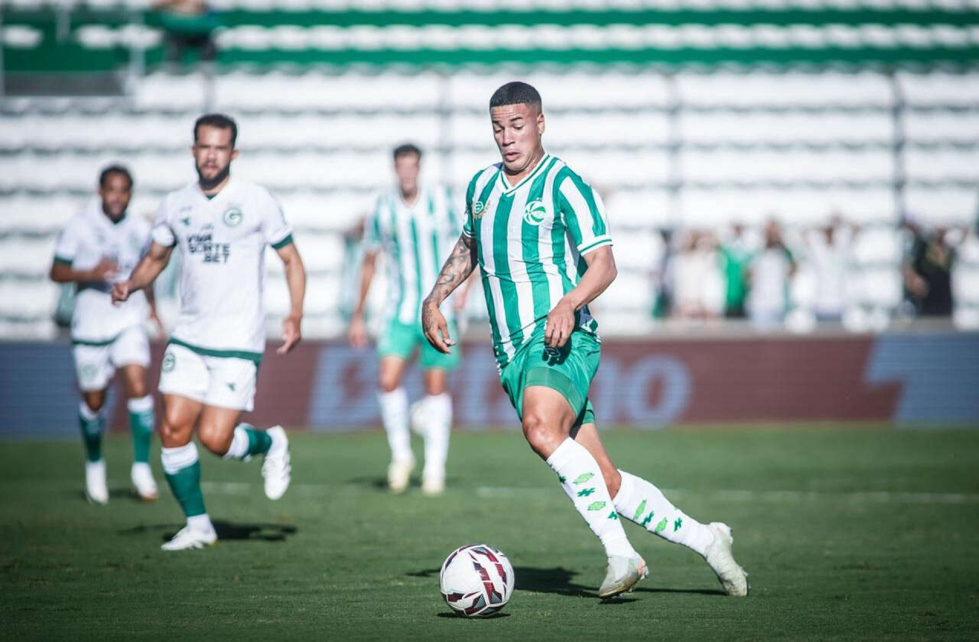 Juventude vence o ex-l&iacute;der Goi&aacute;s e sai do Z4 da S&eacute;rie B