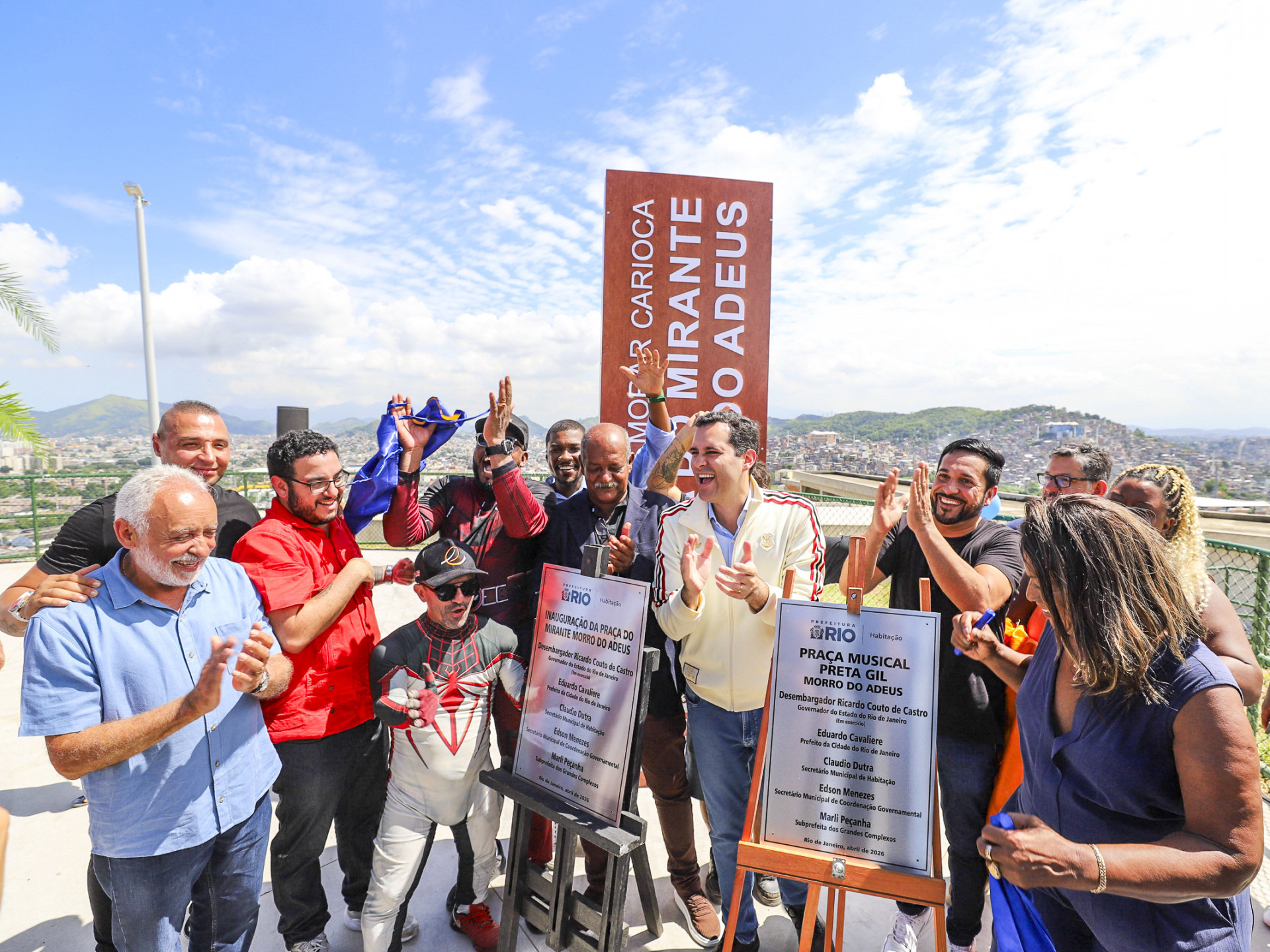 Prefeitura inaugurou novo espaço de lazer no Morro do Adeus, no Complexo do Alemão - Divulgação / Prefeitura do Rio