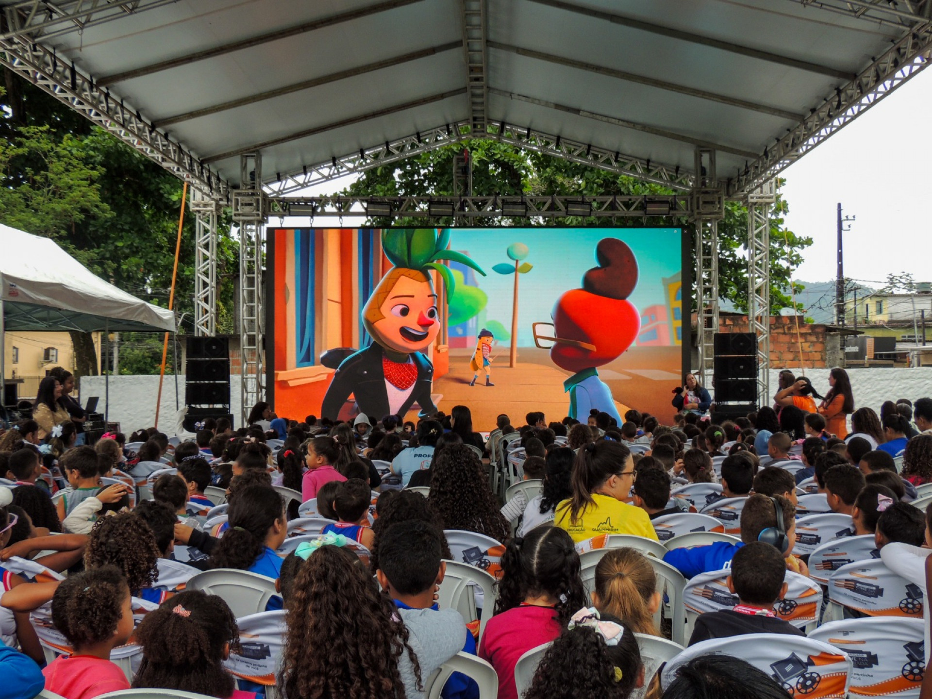 Cine Estrada Firjan SESI leva cinema gratuito para Três Rios