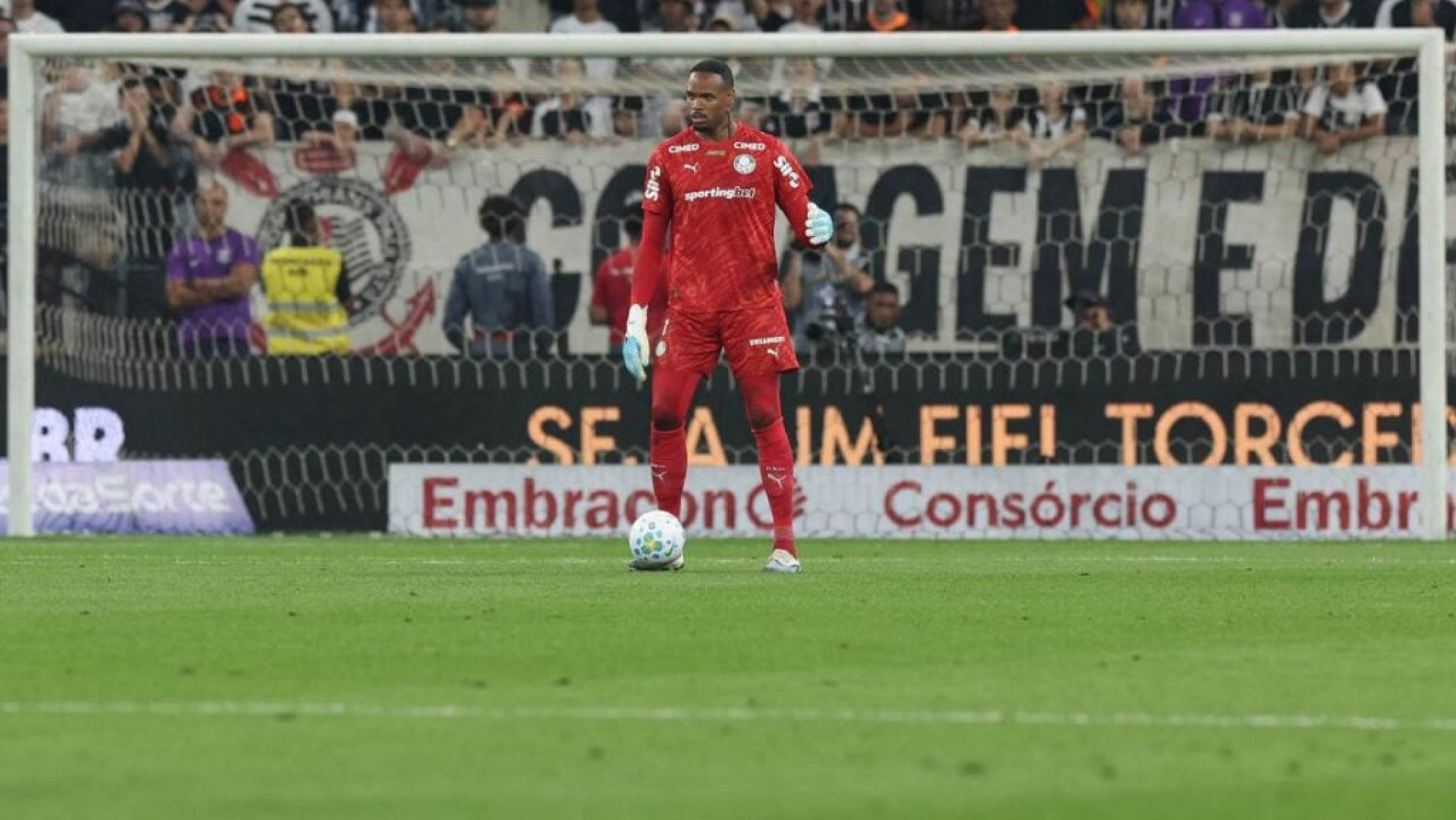 Carlos Miguel valoriza atua&ccedil;&atilde;o do Palmeiras ap&oacute;s empate