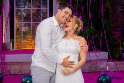 Júlia Vieira e Luigi Cesar revelam sexo do primeiro filho