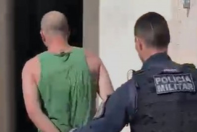 Homem é preso suspeito de ameaçar ex-companheira e atear fogo em residência em Cascatinha