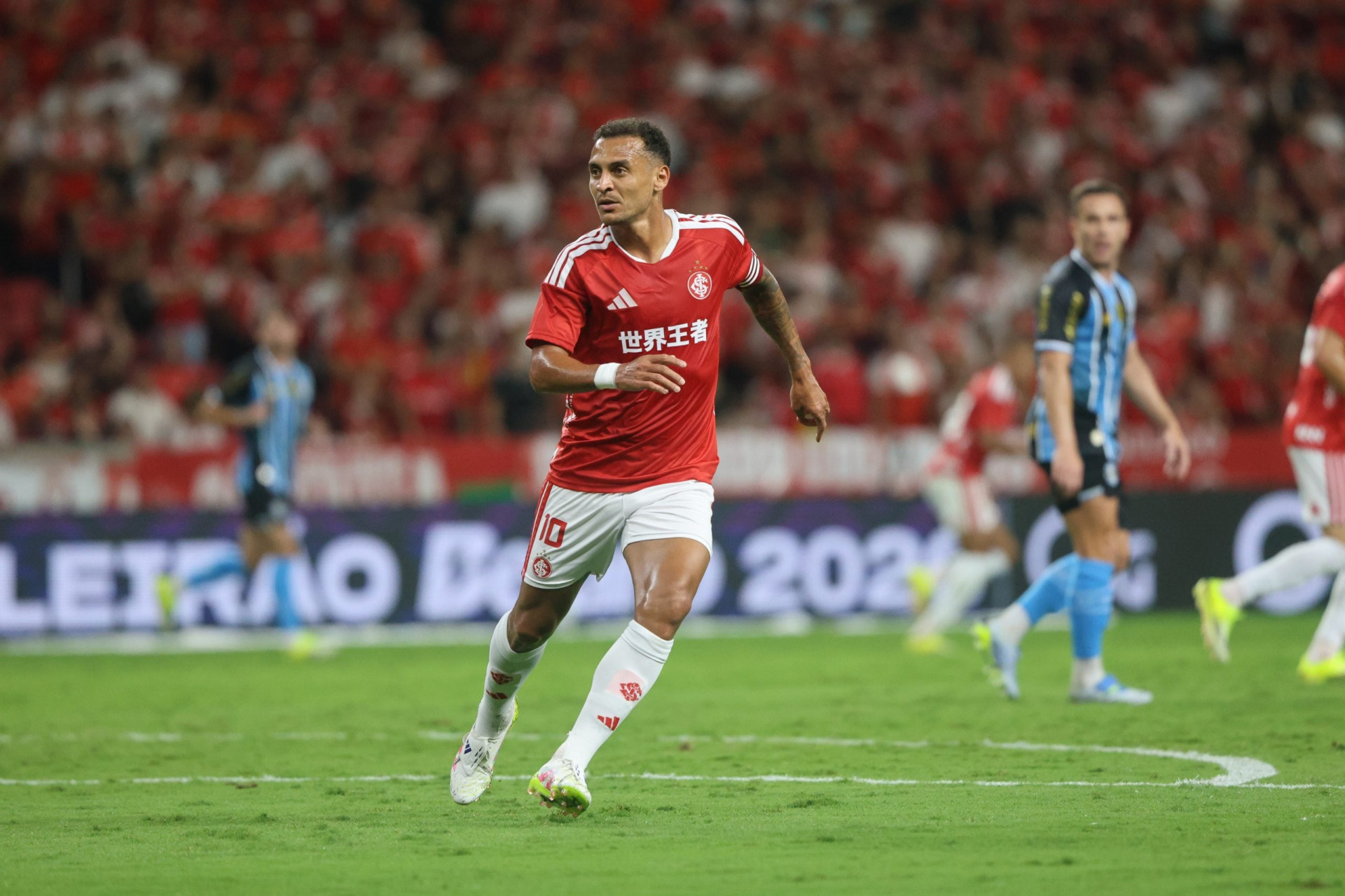 Pezzolano diz que o Internacional est&aacute; “em um momento de transi&ccedil;&atilde;o interna”