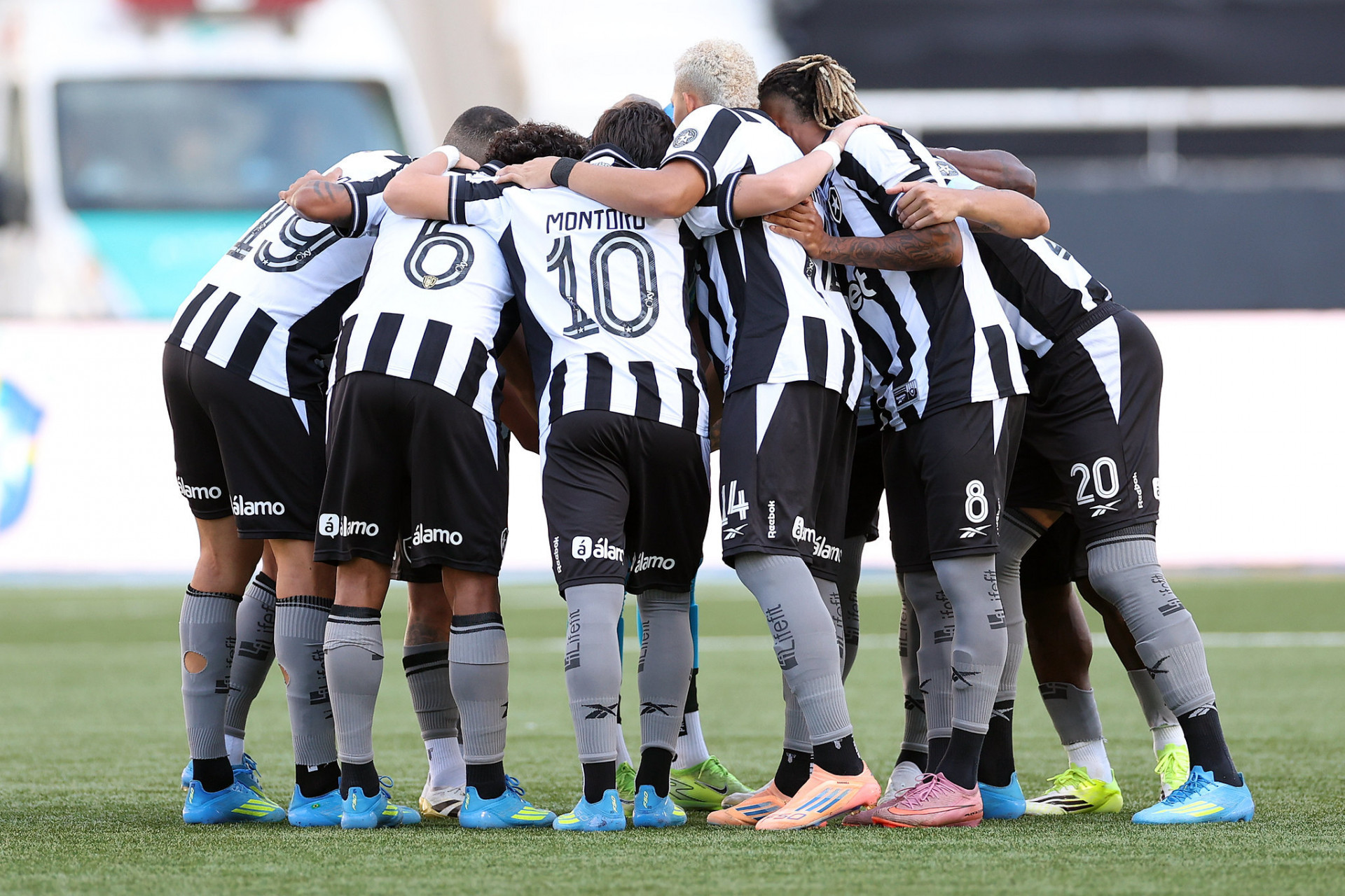 Time do Botafogo antes do jogo começar - Vítor Silva / Botafogo