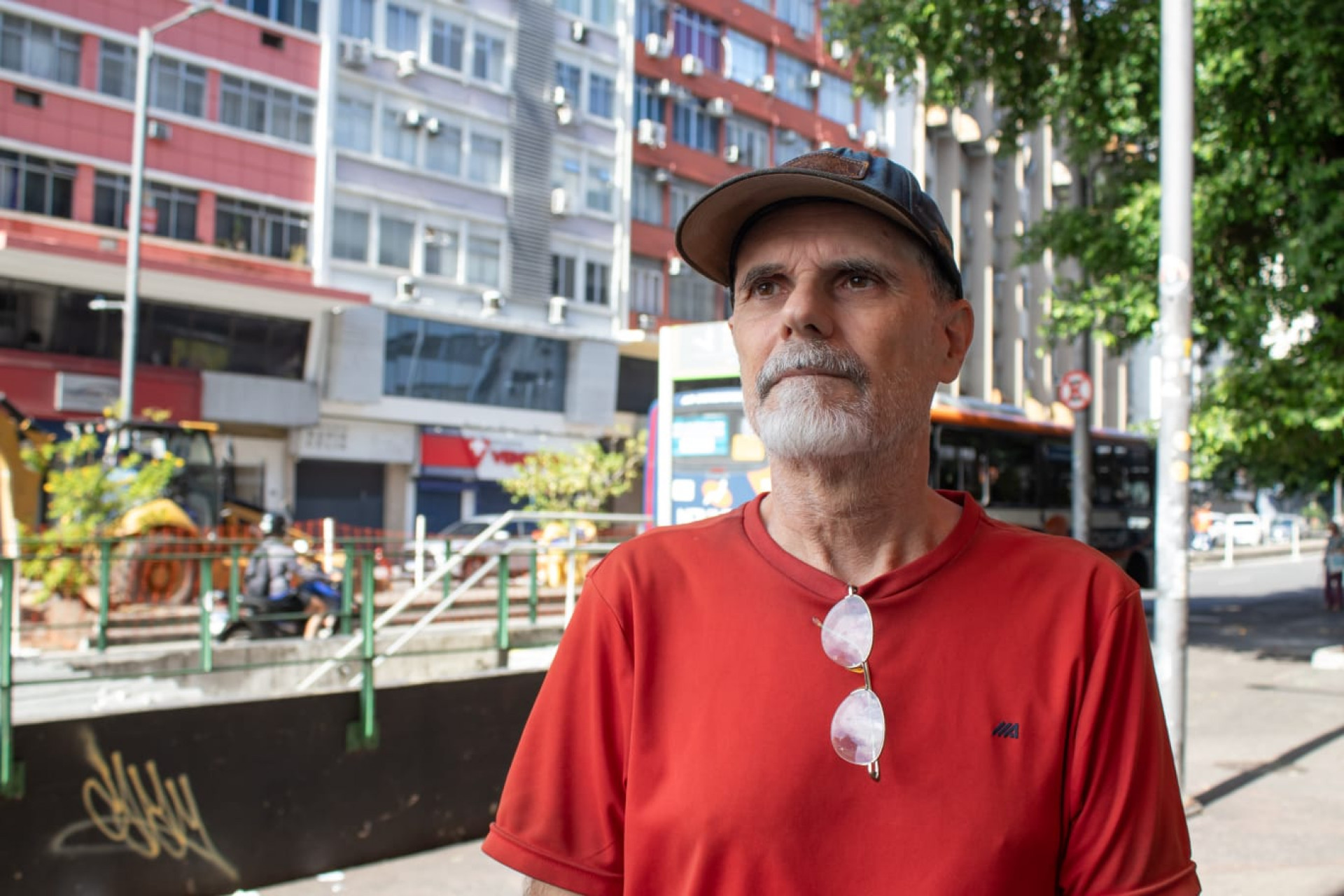 Antônio Brás fez críticas à retirada de árvores para construção de ciclovia - Érica Martin / Agência O Dia