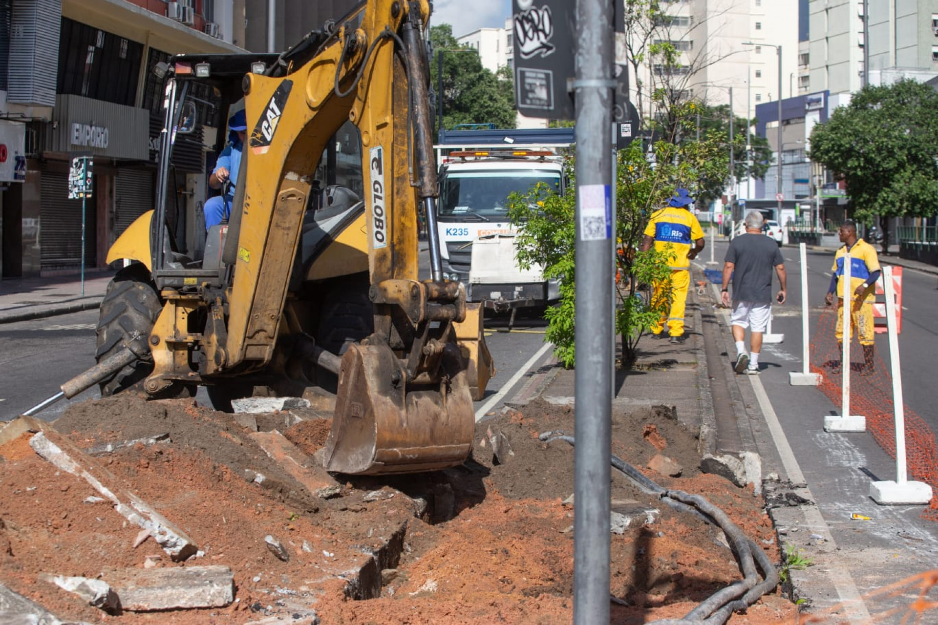 Intervenções para nova ciclovia da Rua Conde de Bonfim começaram neste domingo (12) - Érica Martin / Agência O Dia
