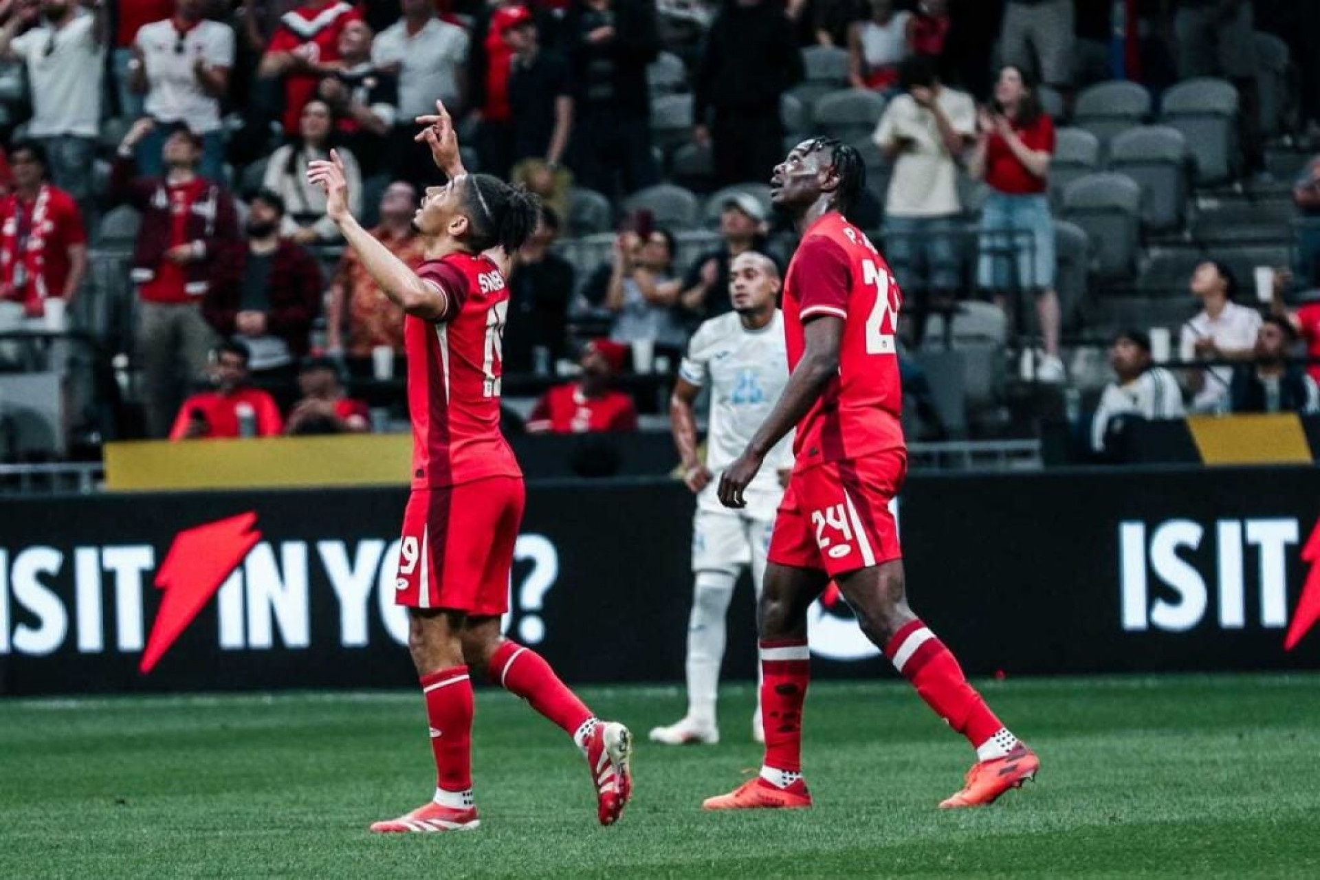 Como chega o Canad&aacute; para a Copa do Mundo