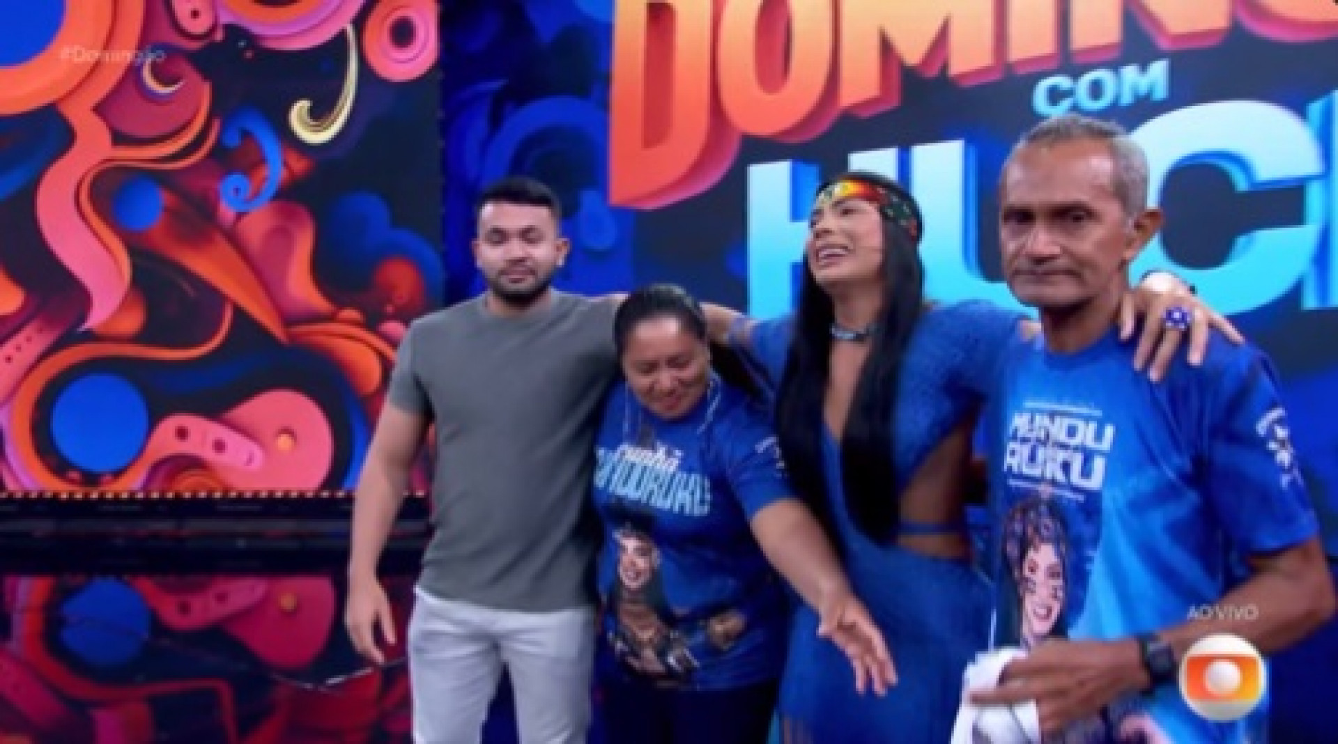 Marciele reviu a família no palco do 'Domingão com Huck' - Reprodução de Vídeo