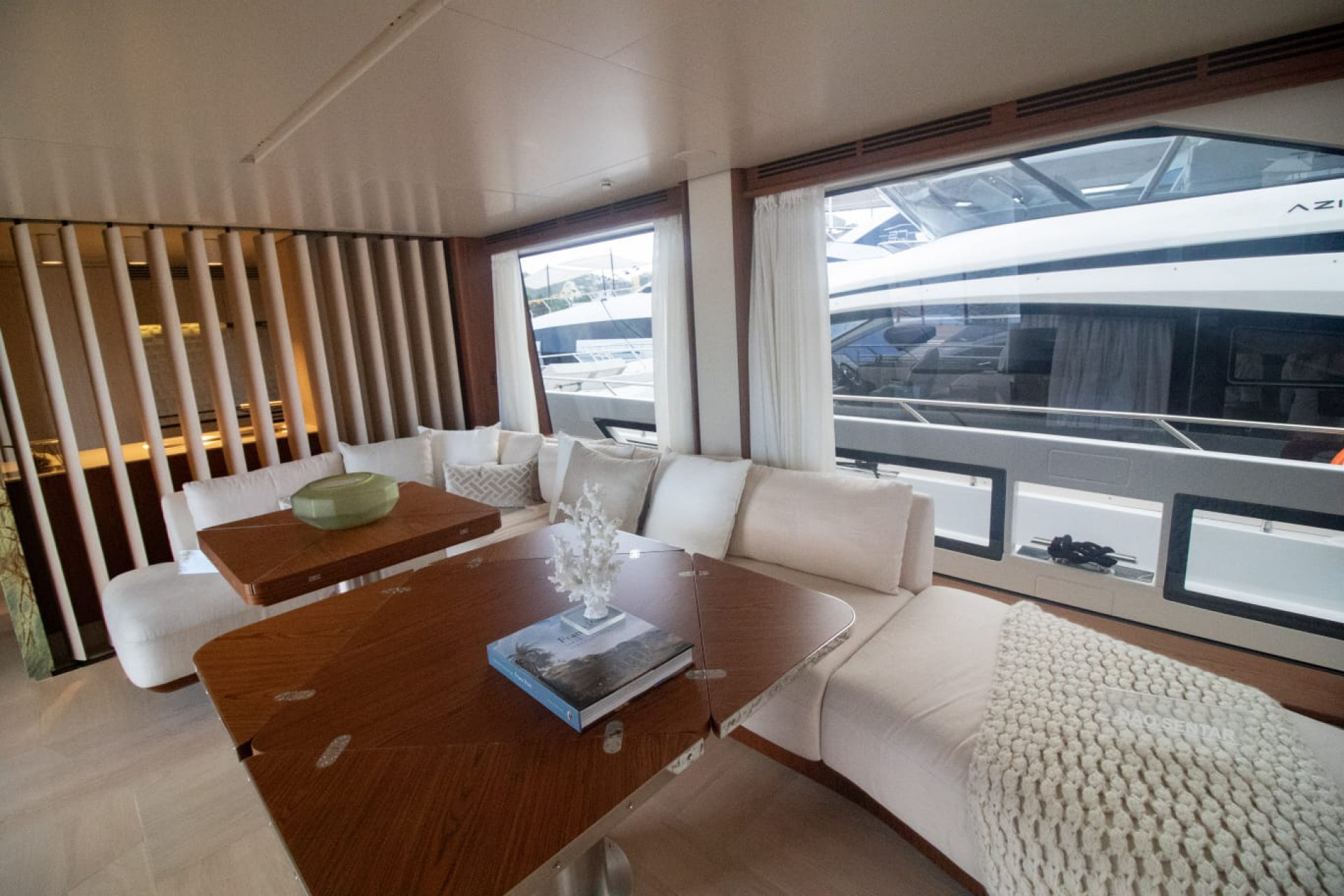 Rio Boat Show começou neste sábado (11) com centenas de barcos expostos - Érica Martin / Agência O Dia