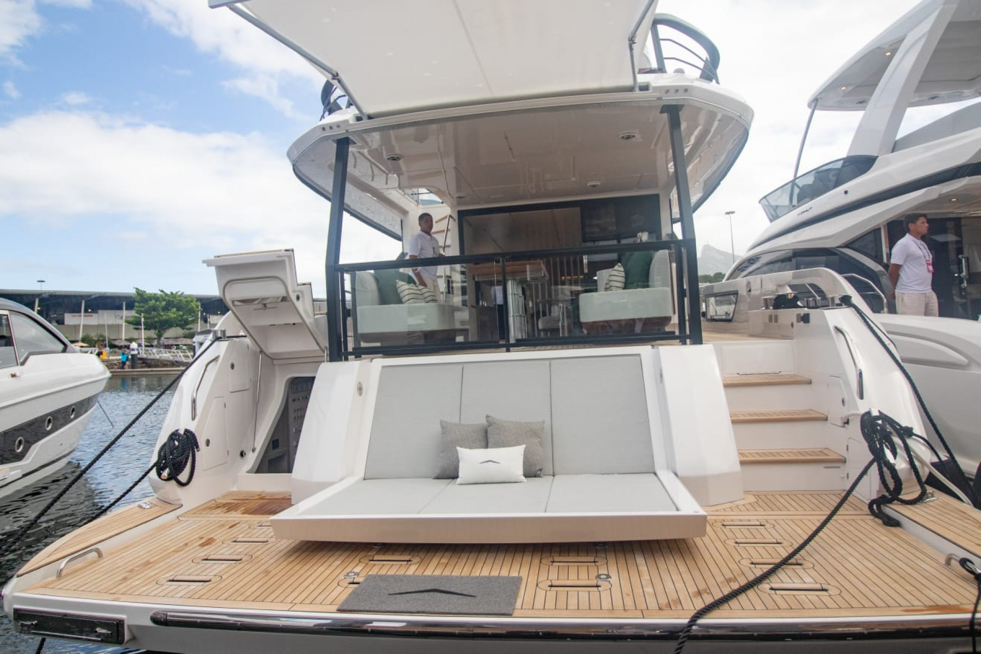 Rio Boat Show começou neste sábado (11) com centenas de barcos expostos - Érica Martin / Agência O Dia