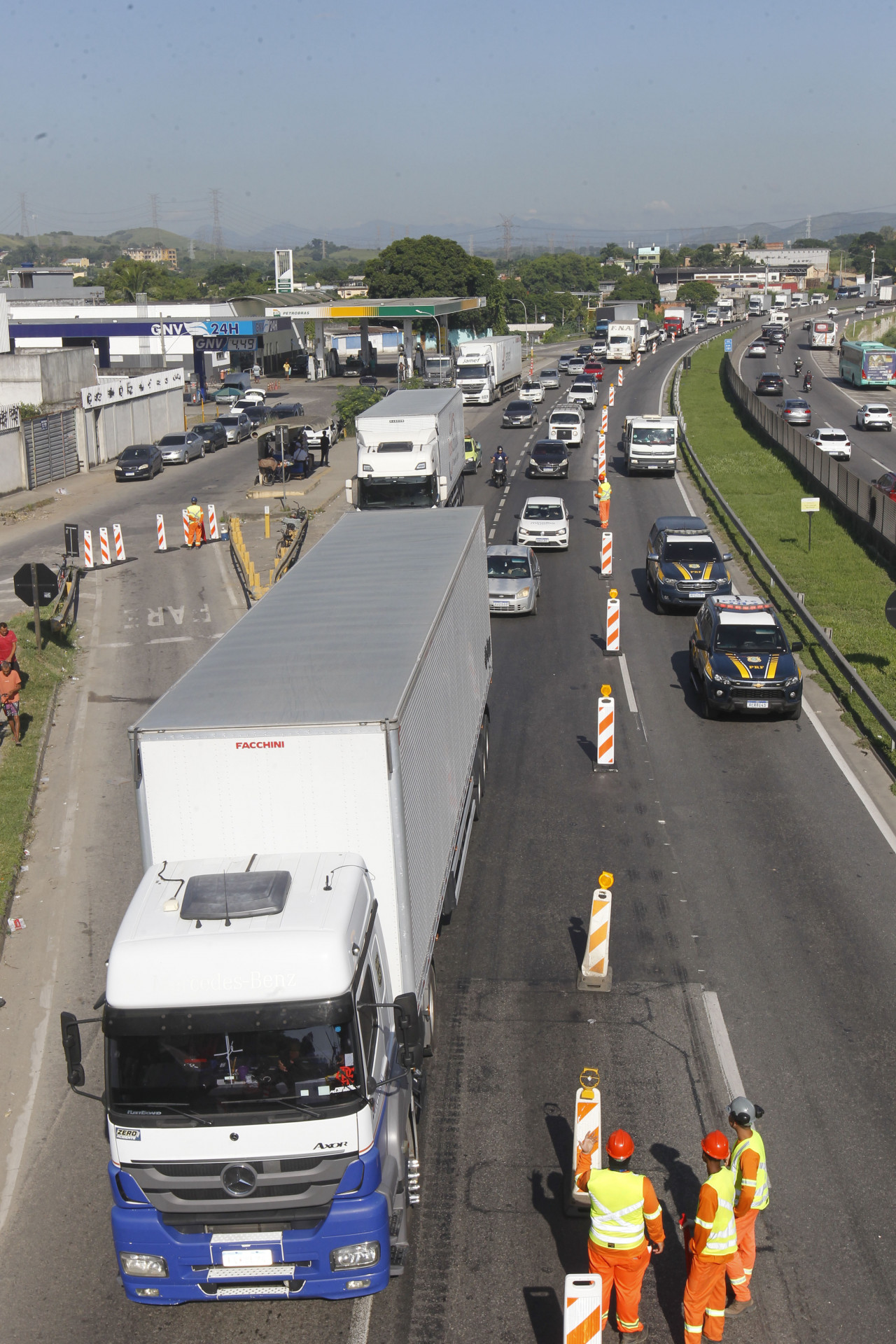 MPRJ recomenda suspensão de obras na Dutra por risco de alagamentos em Nova Iguaçu