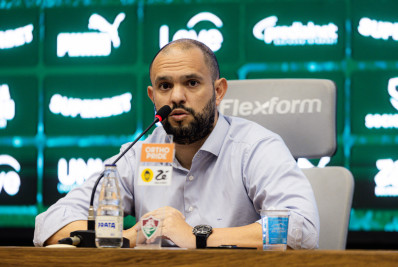 Comentarista da Globo critica decisões da diretoria do Fluminense: 'Lambança'