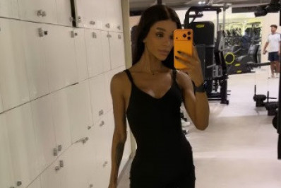 Brunna Gonçalves surge de look fitness e brinca: 'Tive que vir toda maquiada' 