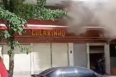 Incêndio atinge bar em Botafogo