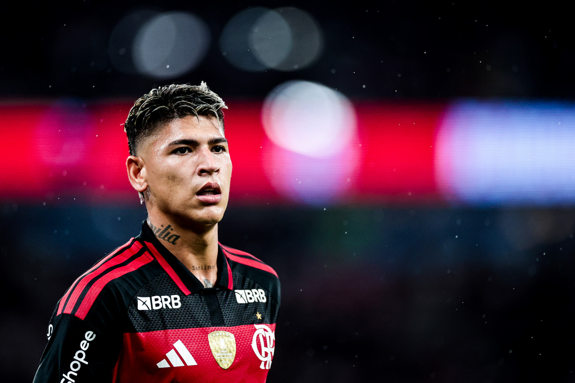 Carrascal é punido pelo Flamengo por expulsão e pode pegar gancho no STJD