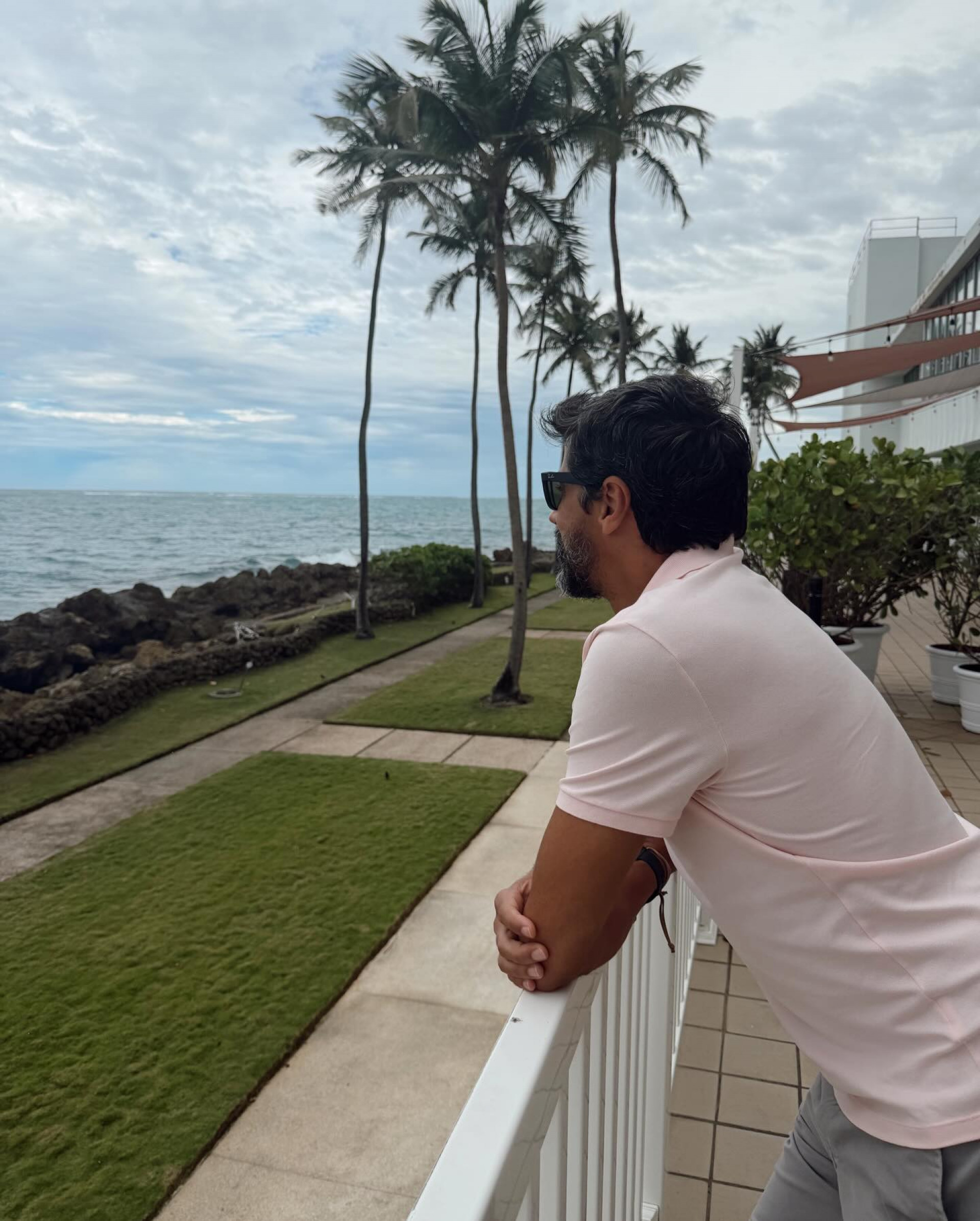 Alberto Cowboy mostra viagem a Porto Rico com a mulher e encanta seguidores com cliques românticos