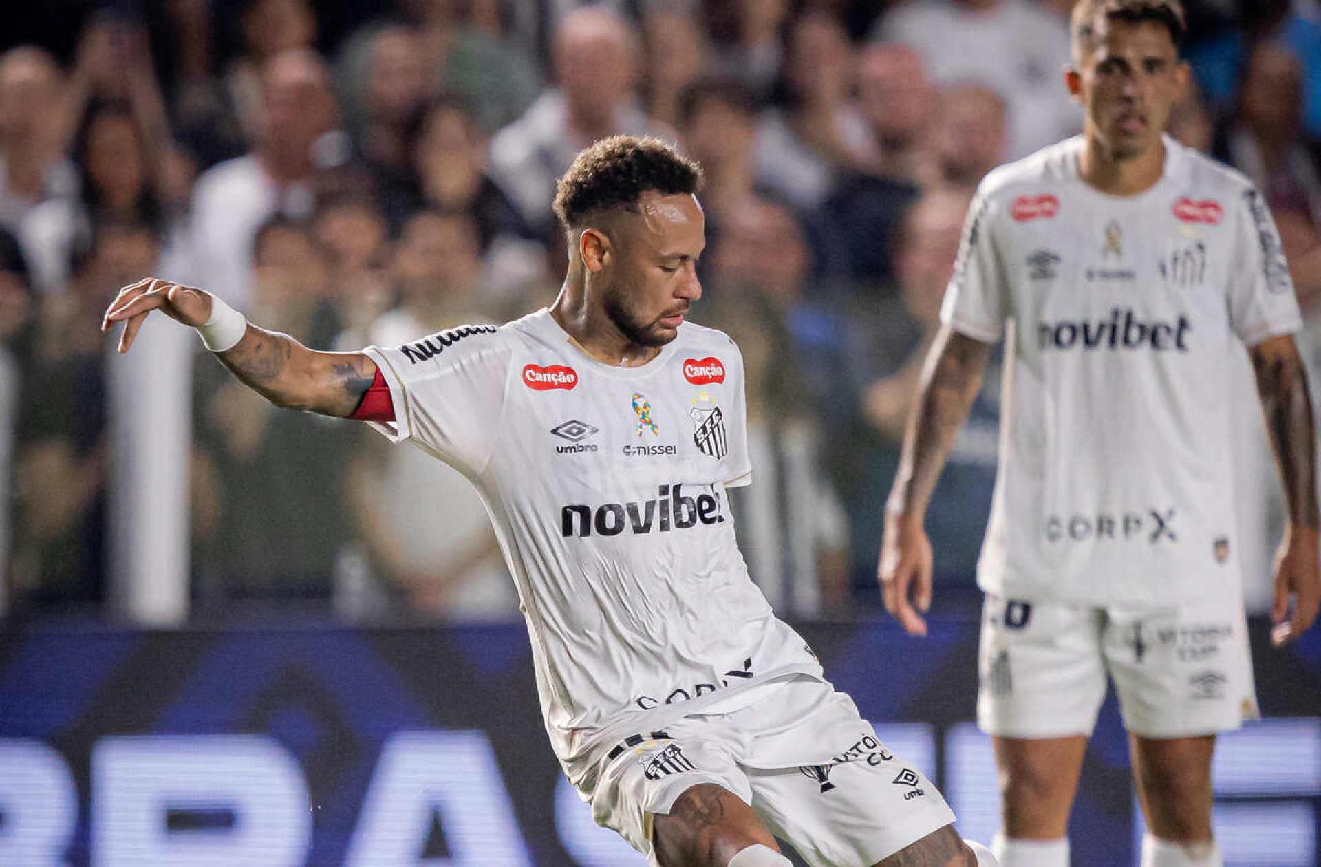 Cuca celebra evolu&ccedil;&atilde;o de Neymar e planeja sequ&ecirc;ncia in&eacute;dita para o camisa 10