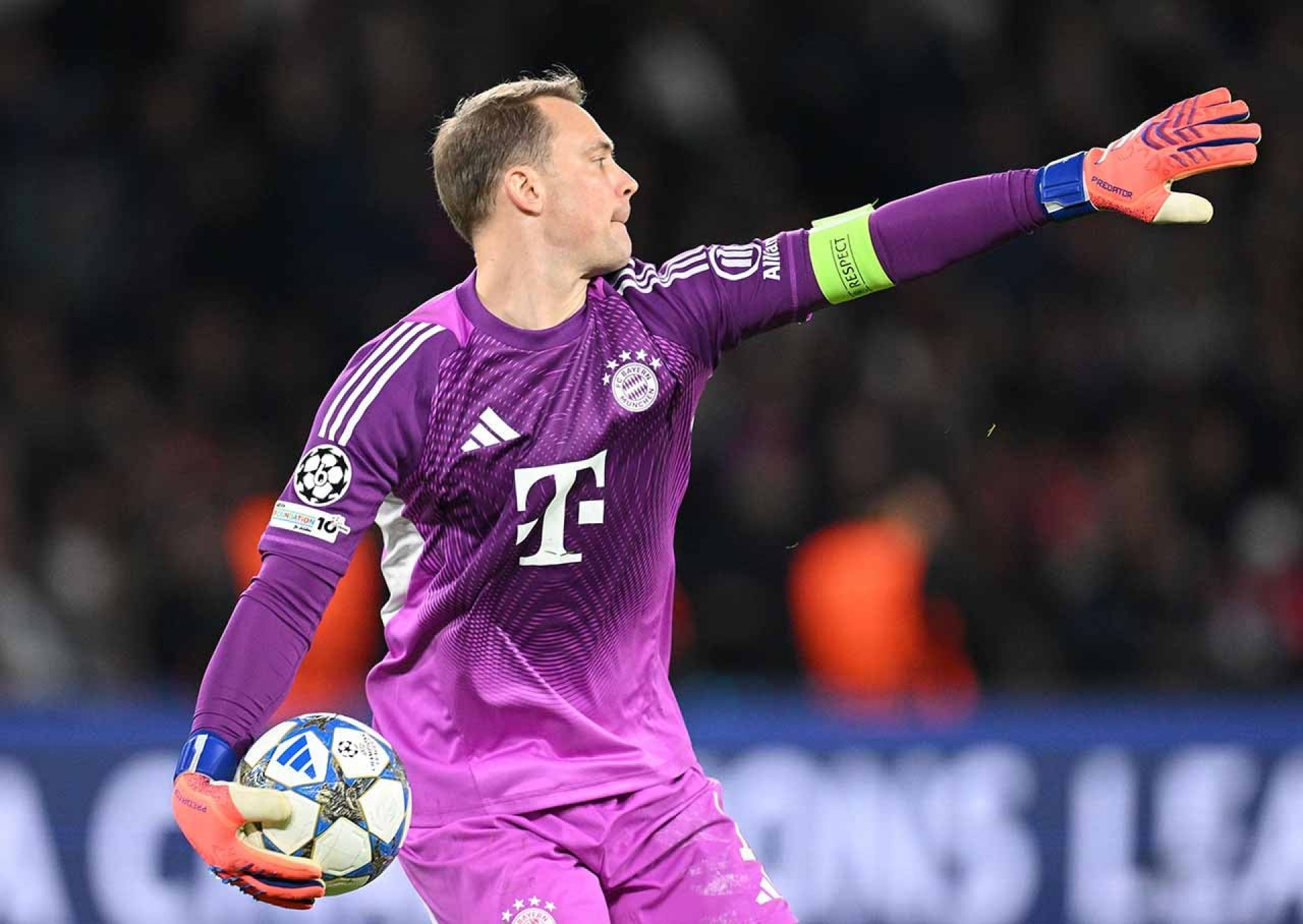 Atrav&eacute;s de Neuer, Bayern interage com Flamengo nas redes