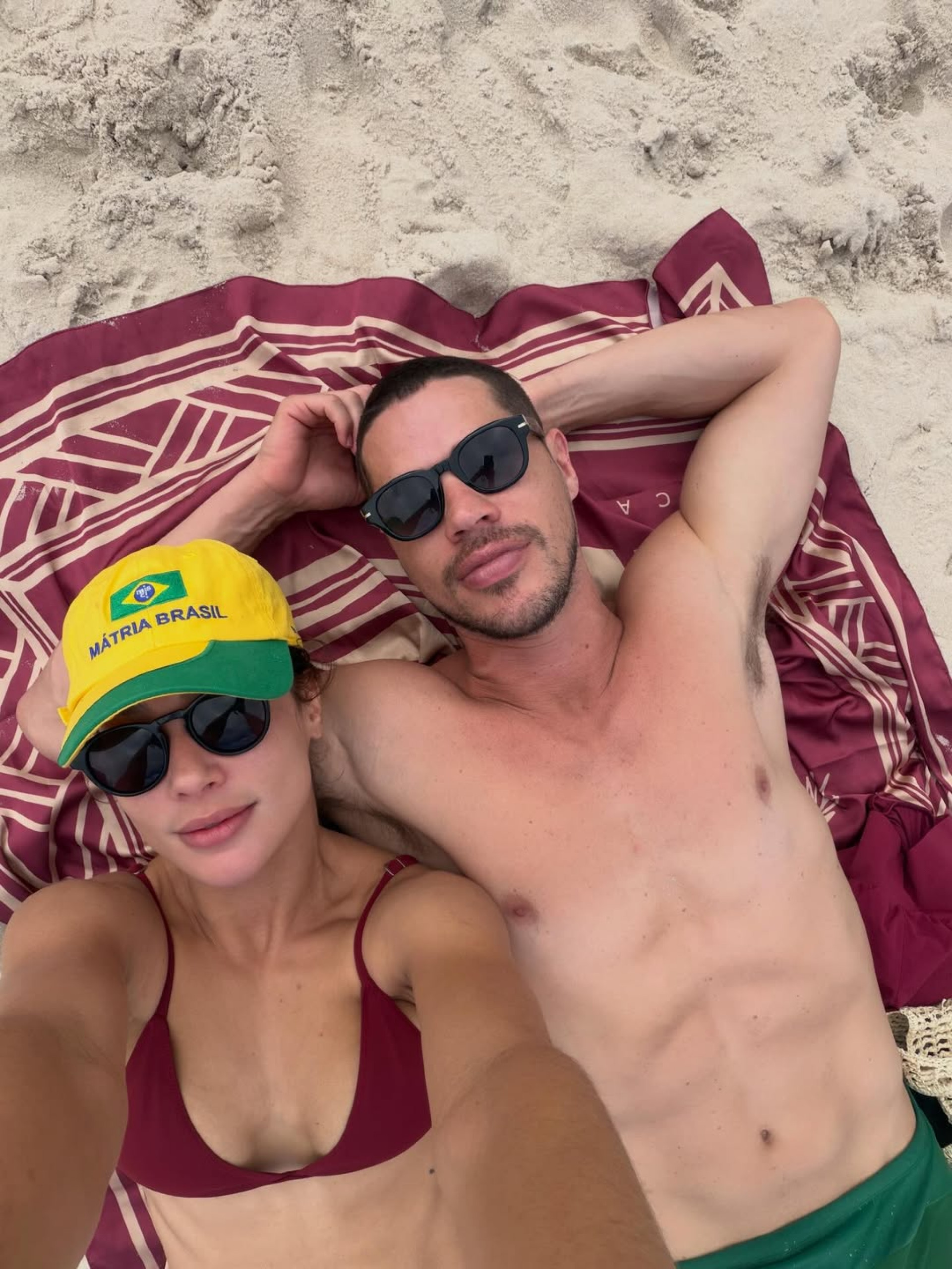 Fernanda Marques namora o ator José Loreto - Reprodução/Instagram