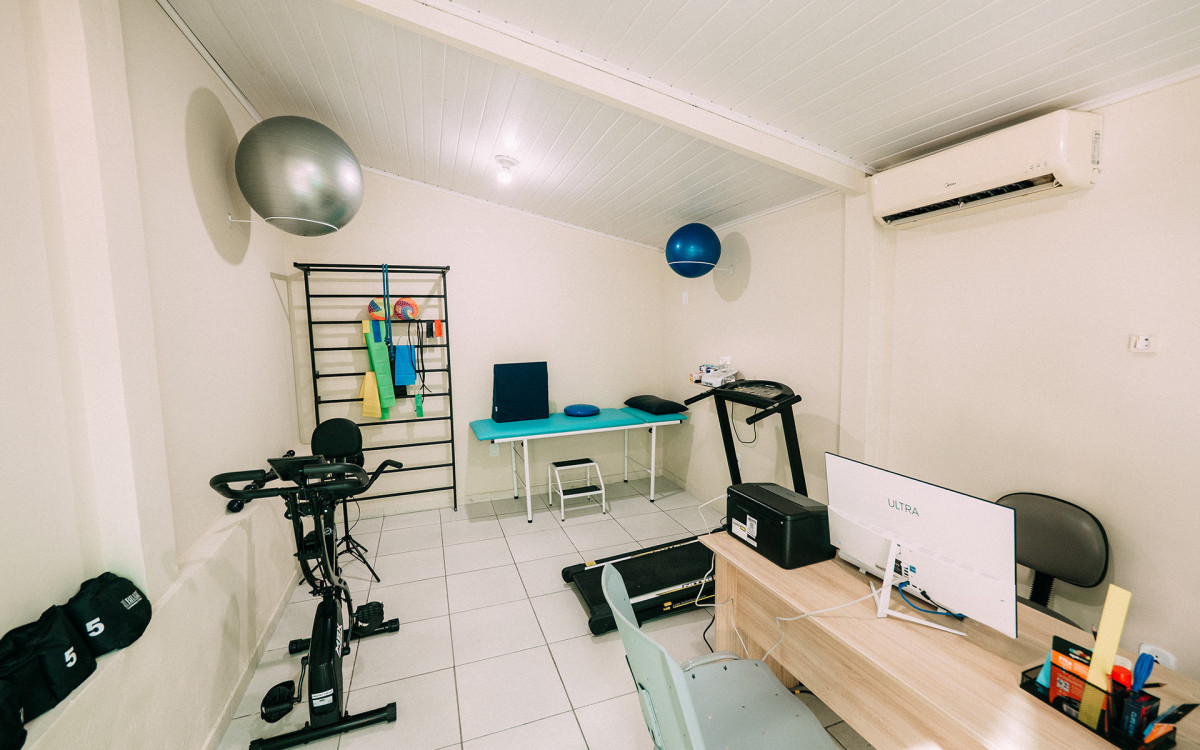 Prefeitura de Guapimirim inagura novo espa&ccedil;o de fisioterapia no Vale das Pedrinhas - Divulga&ccedil;&atilde;o