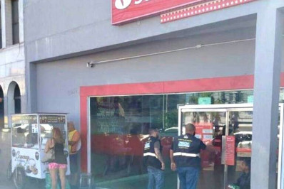 Banco é autuado após clientes enfrentarem mais de 3 horas de espera em Rio das Ostras