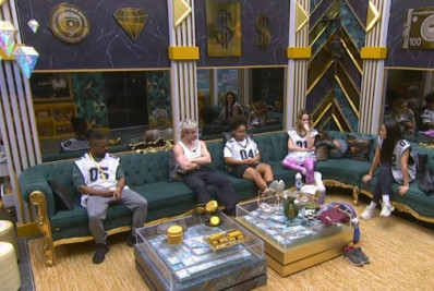 Boneco vence última Prova do Líder e paredão é formado por Ana Paula, Jordana e Juliano Floss